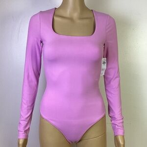 Abercrombie & Fitch NWT Soft Pink Square Neck Bodysuit Sz XS